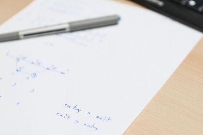 本图片展示了网络研讨会 “常用功能安全分析技术解析” 的封面。