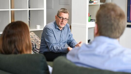 Dieses Bild ist ein Thumbnail, das für das Webinar Software Quality Monitoring: Turning Data into Actionable Insights verwendet wird.