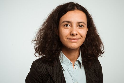 Dieses Bild zeigt Elena Bley.